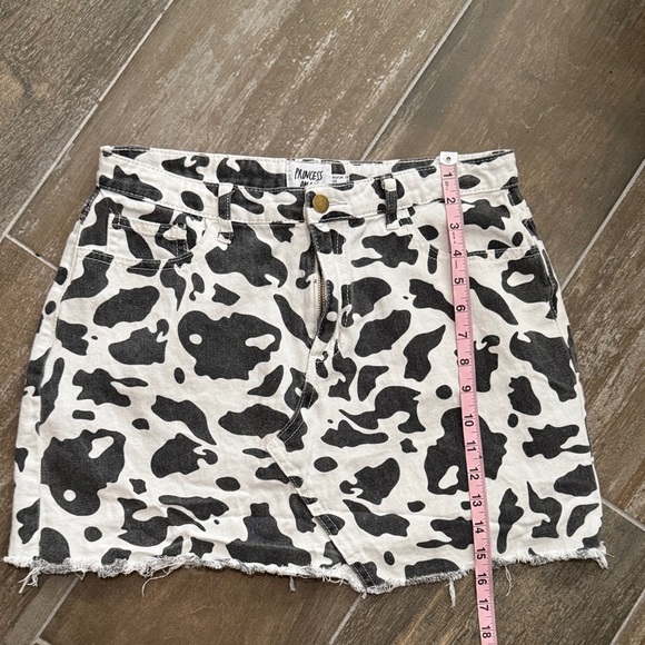 Princess Polly Black and White Cow Print Mini Skirt - Picture 5 of 8